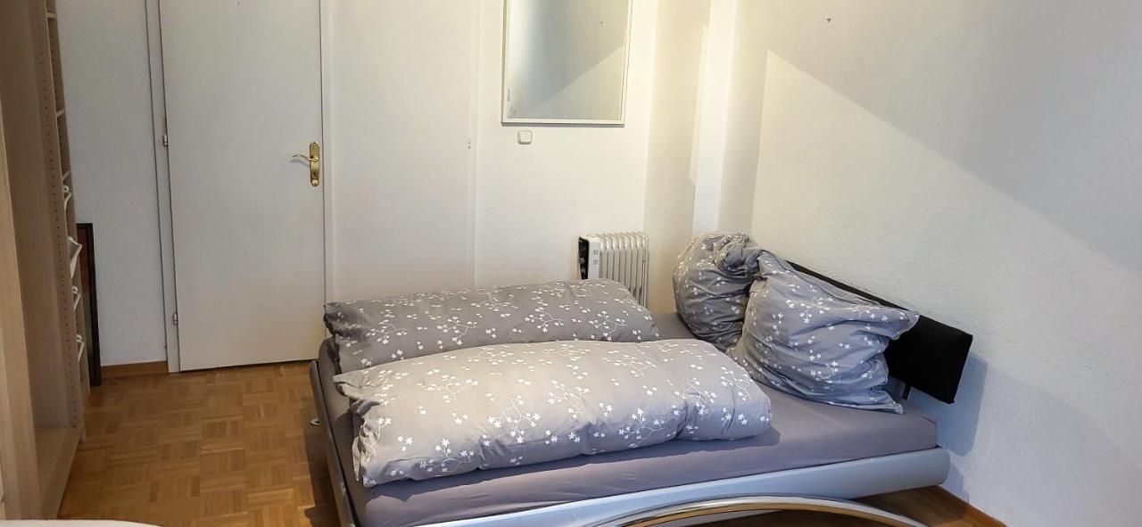 Von Privat, Grosses Zimmer Sehr Zentral In Bad Homburg Stadtmitte Bad Hombourg Extérieur photo